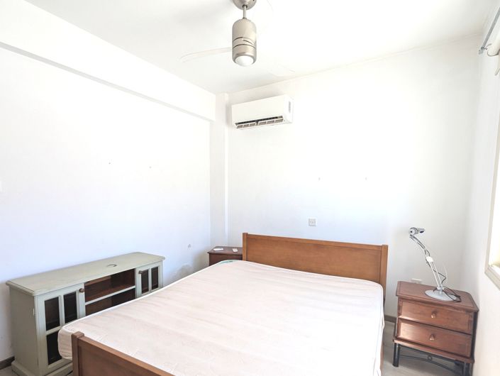 Image No.21-2 Bed Property for sale