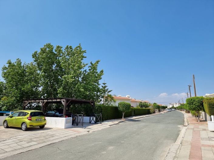 Image No.28-2 Bed Property for sale