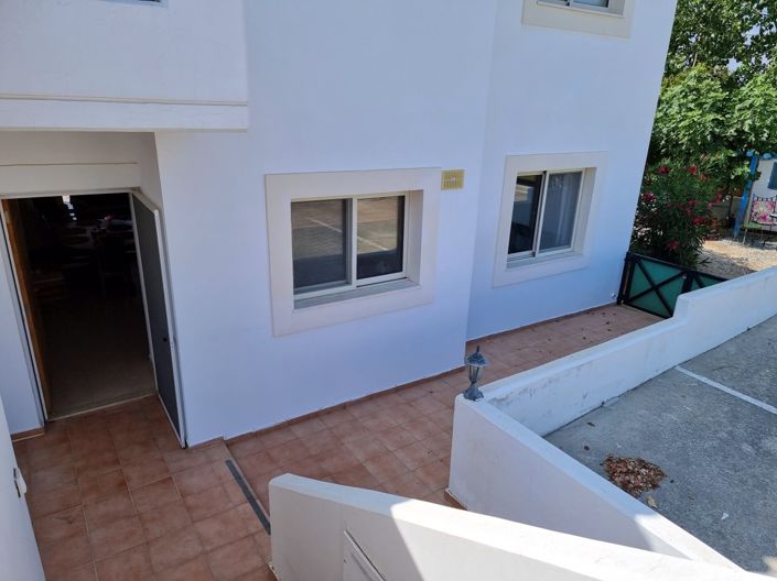 Image No.37-2 Bed Property for sale