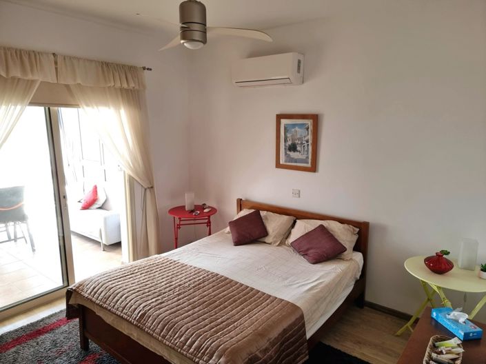 Image No.56-2 Bed Property for sale