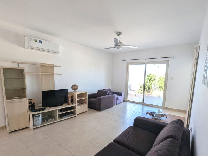 Image No.8-2 Bed Property for sale