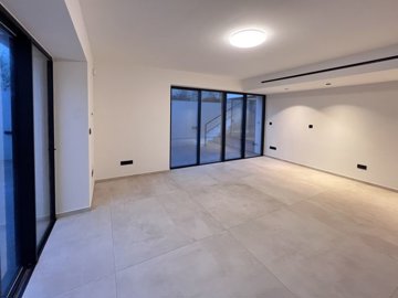 full64f1b3b5cabcd1693561781