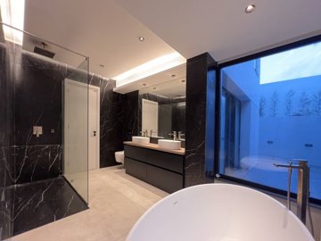 full64f1b3b3e39161693561779