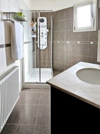 full65d2ffbd39e4d1708326845