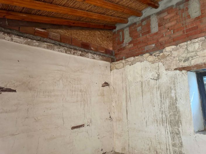 Image No.22-2 Bed Property for sale