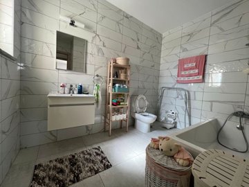 full67222ee50551b1730293477