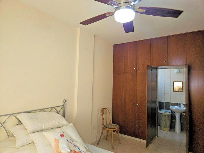 Image No.14-3 Bed Property for sale