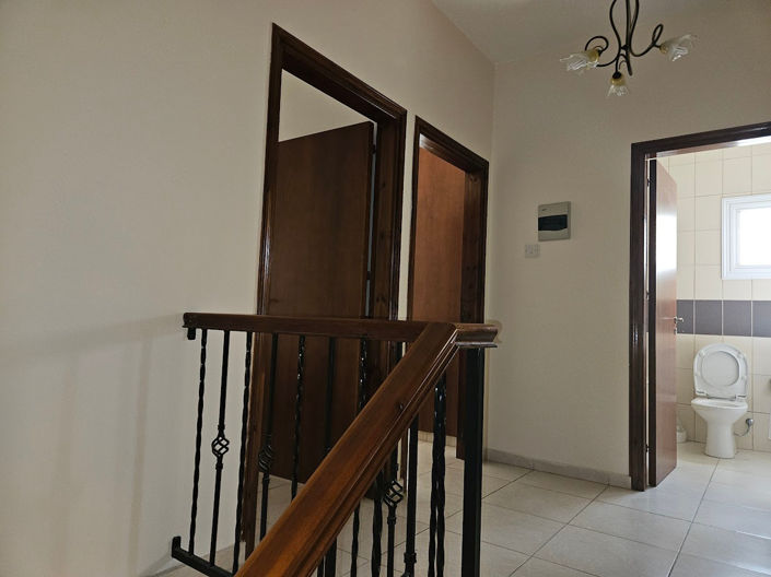 Image No.2-3 Bed Property for sale