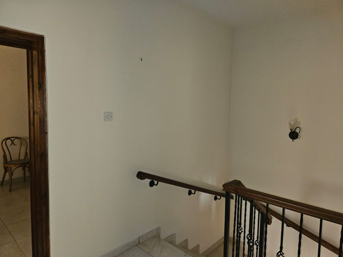 Image No.4-3 Bed Property for sale