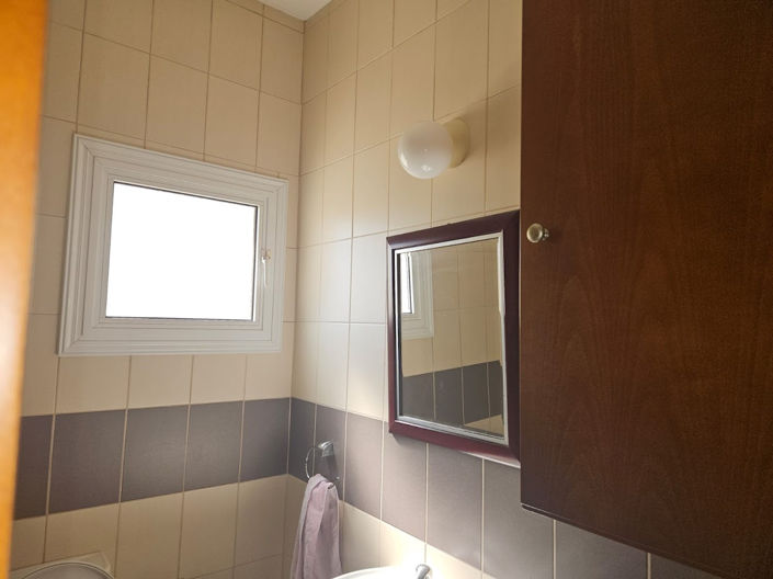 Image No.5-3 Bed Property for sale