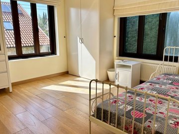 full67f8b026895471744351270