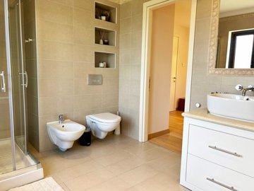 full67f8b025cb7c71744351269