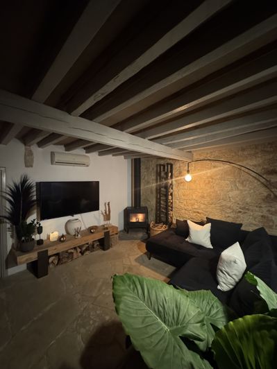 Image No.45-3 Bed Property for sale