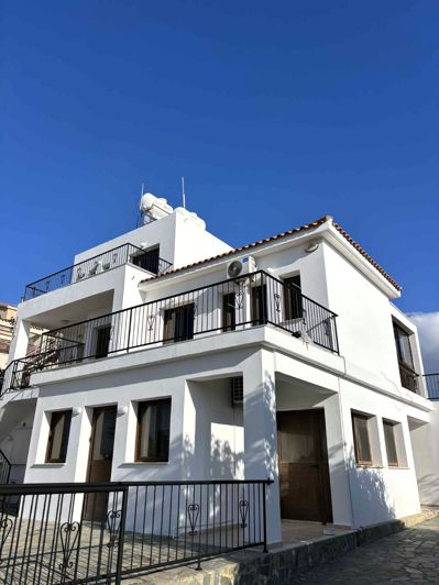 Image No.46-5 Bed Property for sale