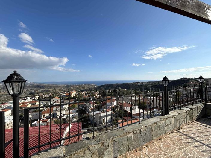 Image No.49-5 Bed Property for sale