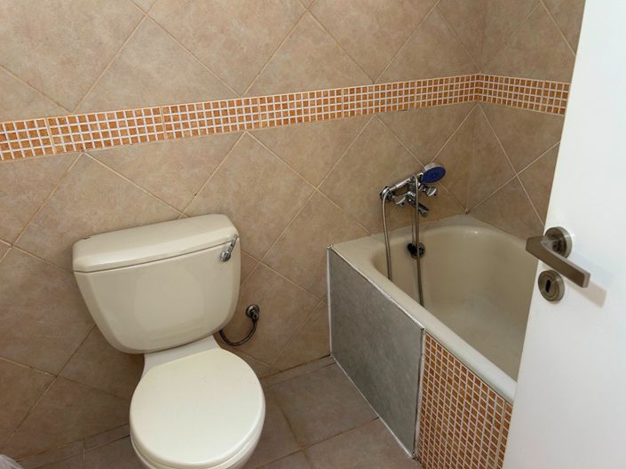 Image No.20-Propriété à vendre à Paralimni