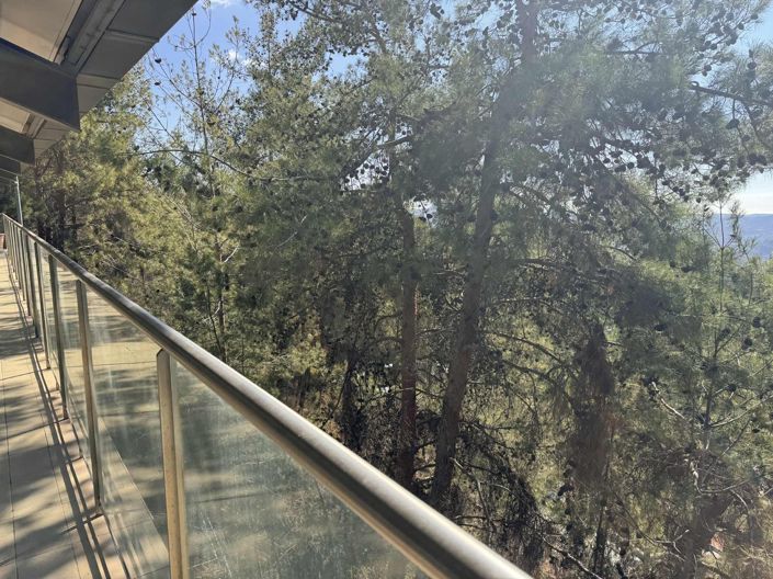 Image No.18-5 Bed Property for sale