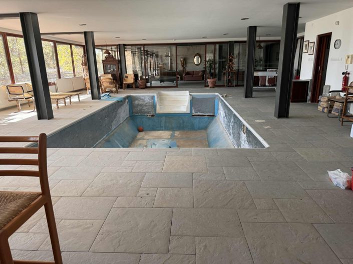 Image No.23-5 Bed Property for sale