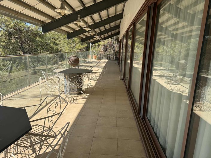 Image No.30-5 Bed Property for sale