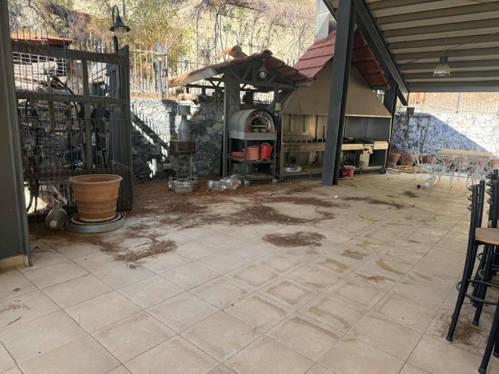 Image No.9-5 Bed Property for sale