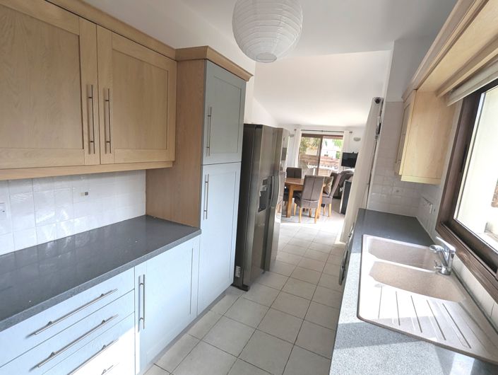 Image No.24-2 Bed Property for sale