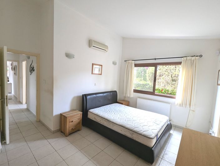 Image No.34-2 Bed Property for sale