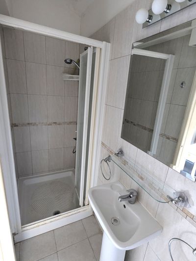 Image No.39-2 Bed Property for sale