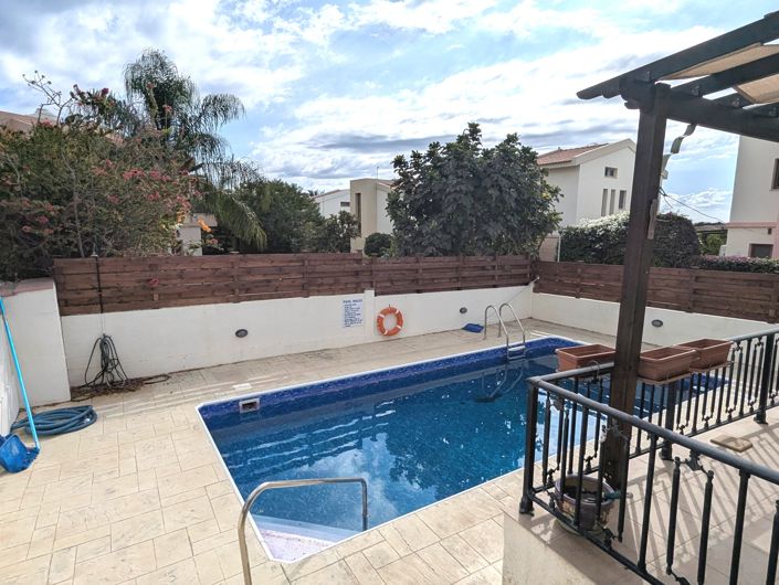 Image No.4-2 Bed Property for sale