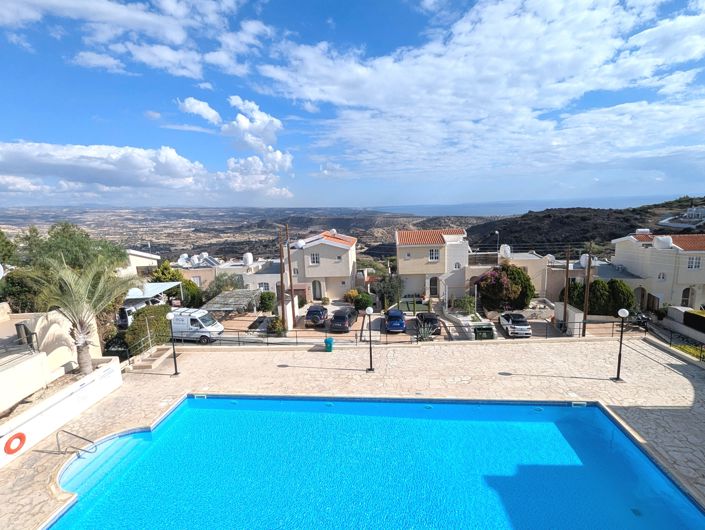 Image No.2-2 Bed Property for sale