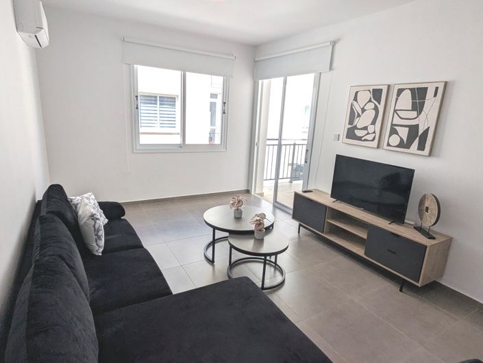 Image No.10-2 Bed Property for sale