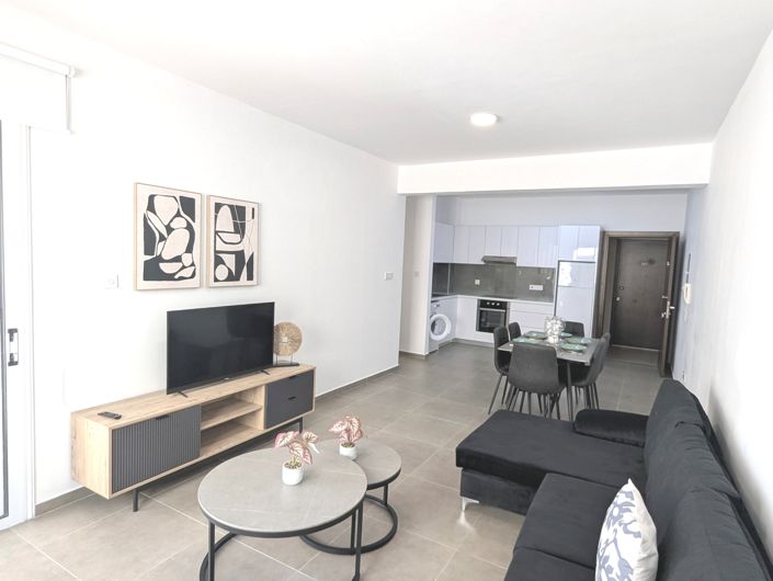 Image No.14-2 Bed Property for sale