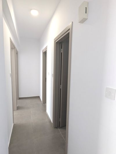 Image No.17-2 Bed Property for sale