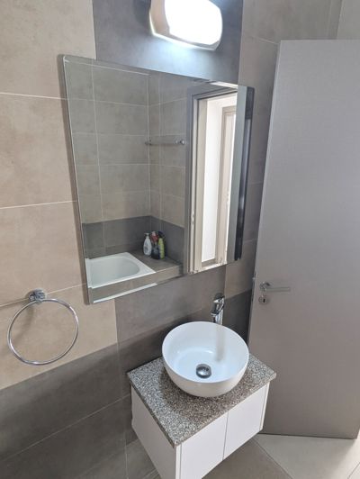 Image No.22-2 Bed Property for sale