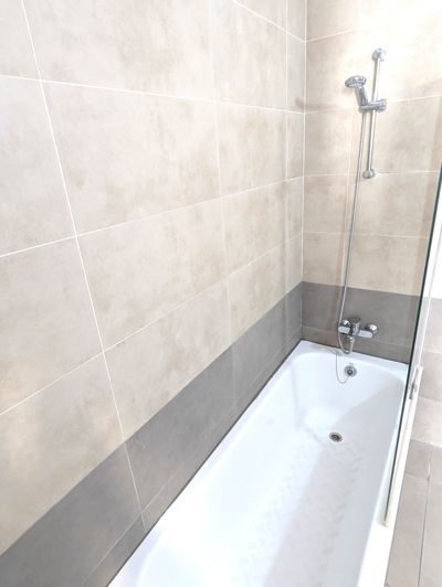 Image No.23-2 Bed Property for sale
