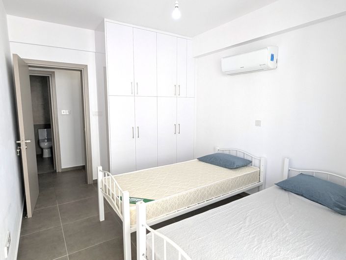 Image No.26-2 Bed Property for sale