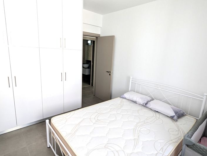 Image No.31-2 Bed Property for sale