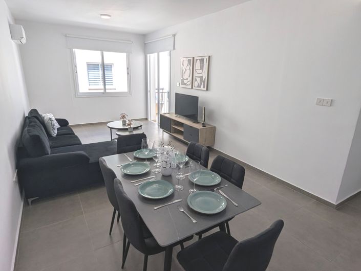 Image No.6-2 Bed Property for sale