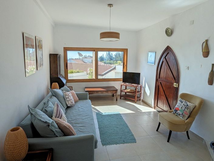 Image No.14-2 Bed Property for sale