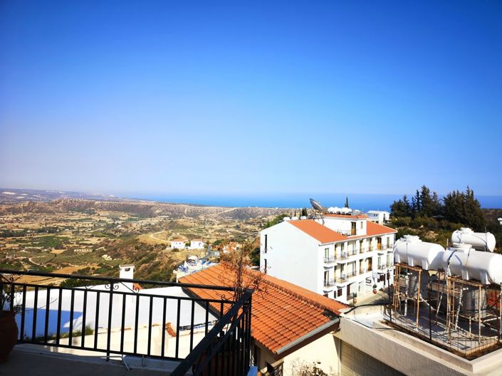 Image No.2-Propriété de 2 chambres à vendre à Pissouri