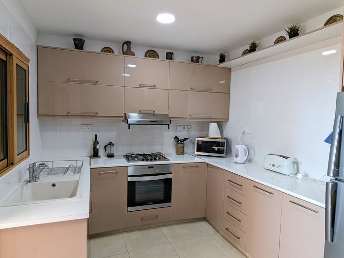 Image No.22-2 Bed Property for sale