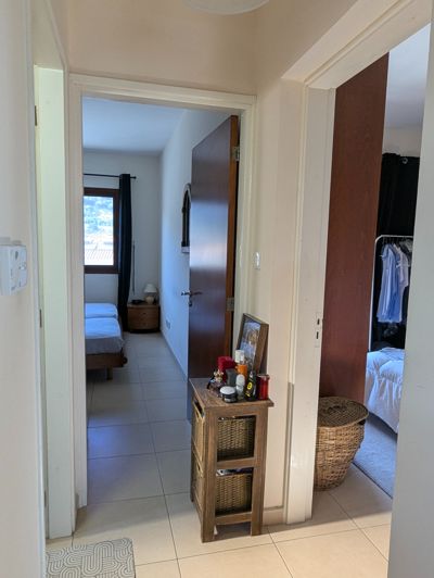 Image No.20-2 Bed Property for sale