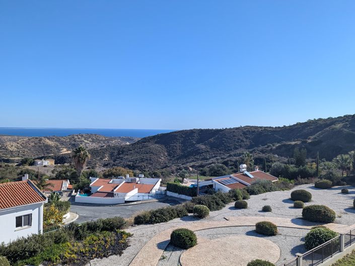 Image No.6-2 Bed Property for sale