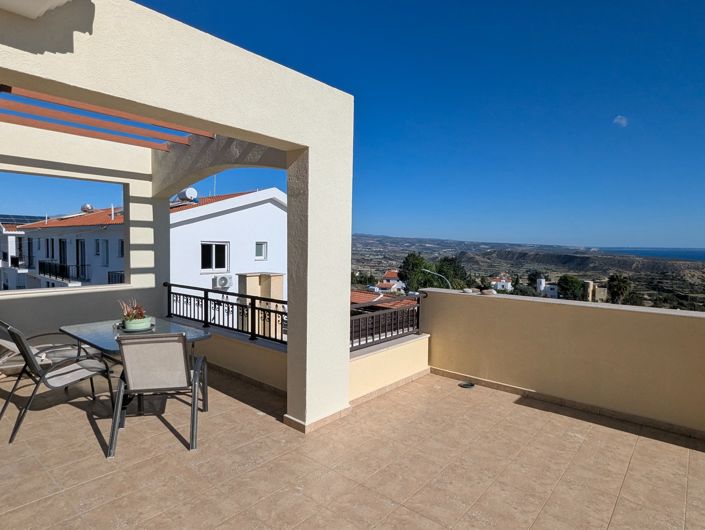 Image No.9-2 Bed Property for sale