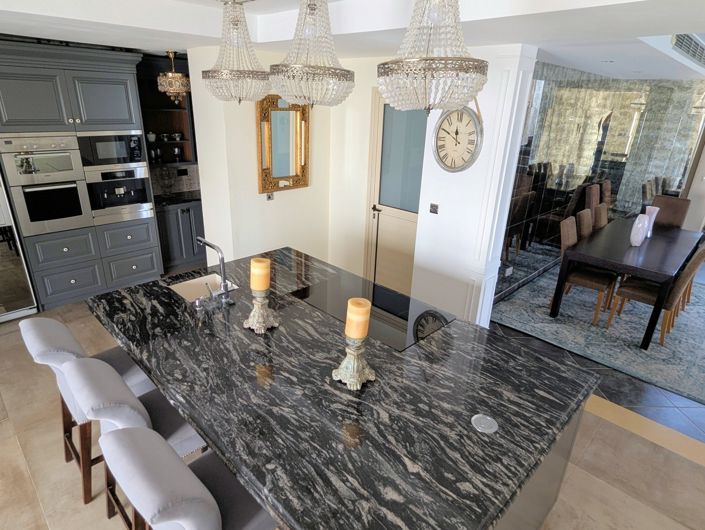 Image No.24-4 Bed Property for sale