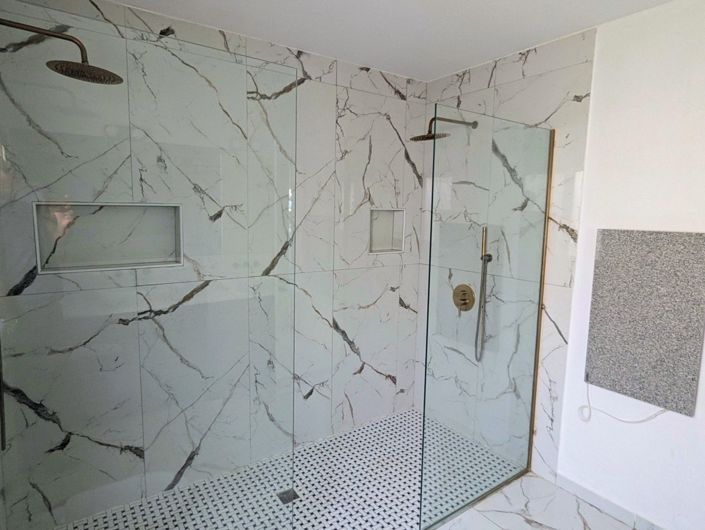 Image No.30-4 Bed Property for sale