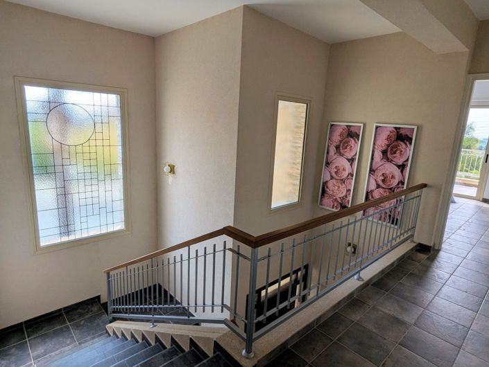 Image No.35-4 Bed Property for sale