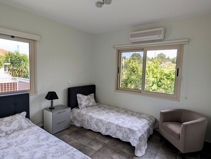 Image No.37-4 Bed Property for sale