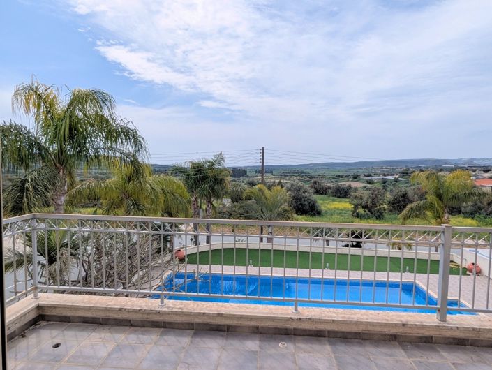 Image No.41-4 Bed Property for sale