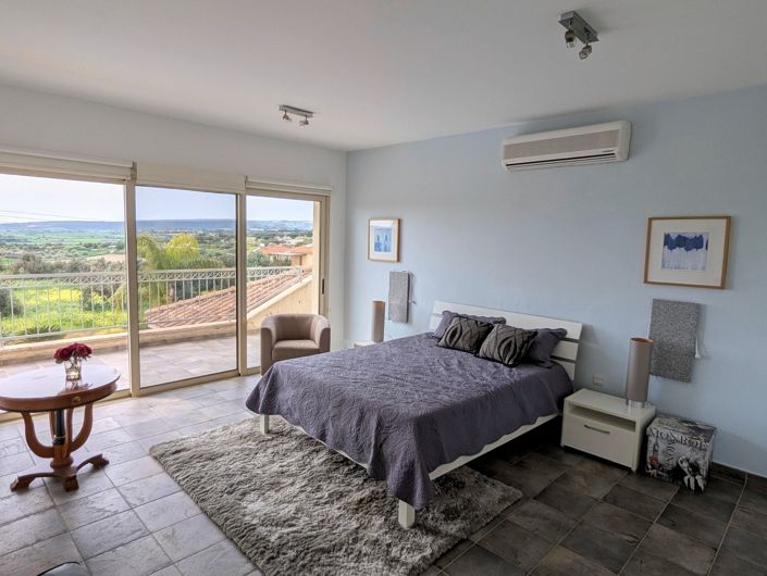 Image No.42-4 Bed Property for sale