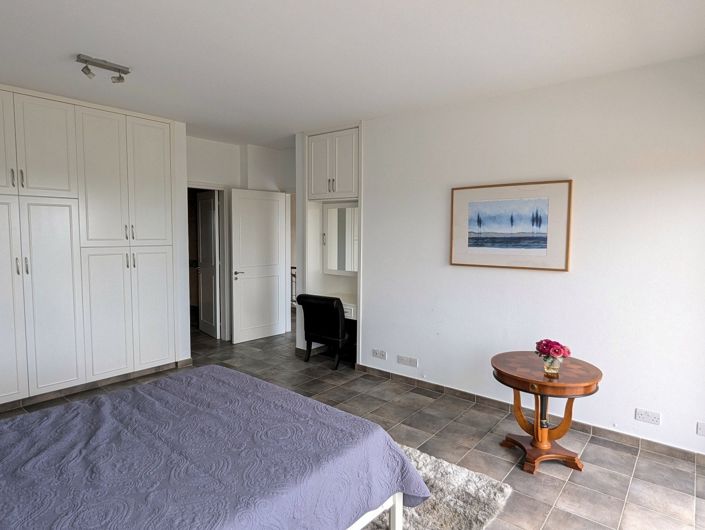 Image No.45-4 Bed Property for sale